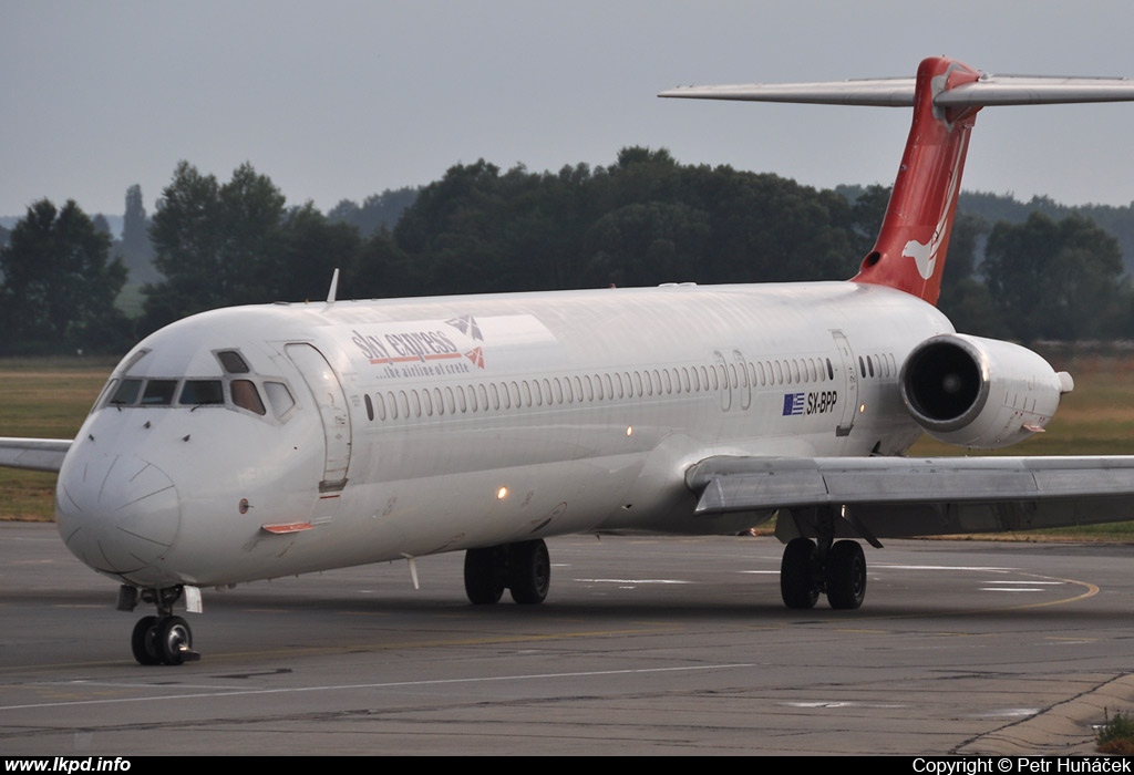 Sky Express (Greece) – McDonnell Douglas MD-83 SX-BPP