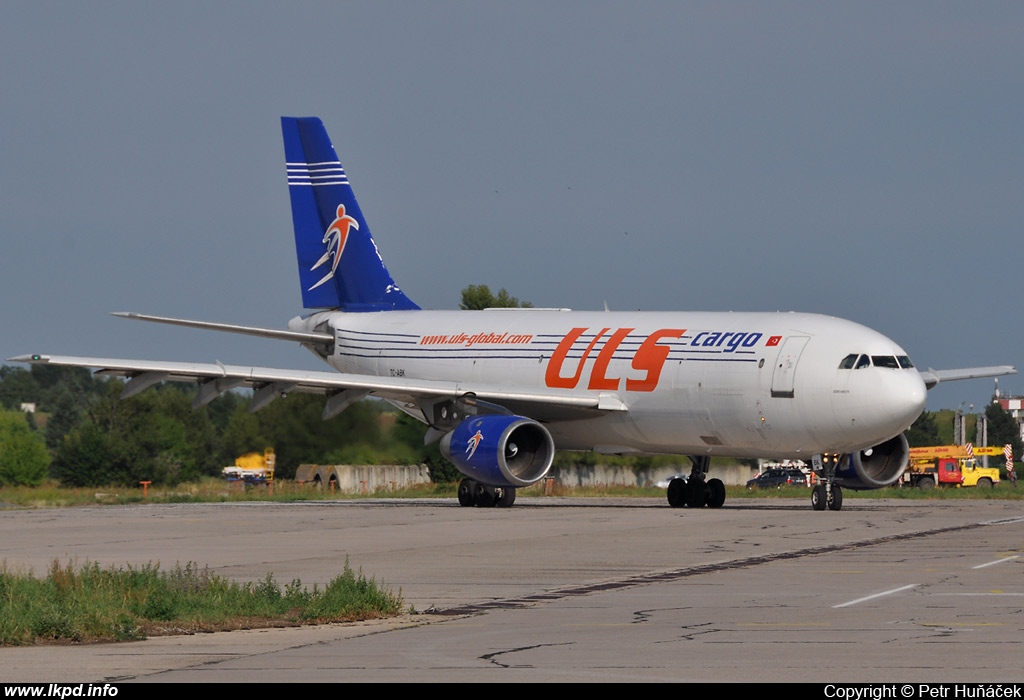 ULS Cargo – Airbus A300B4-203(F) TC-ABK