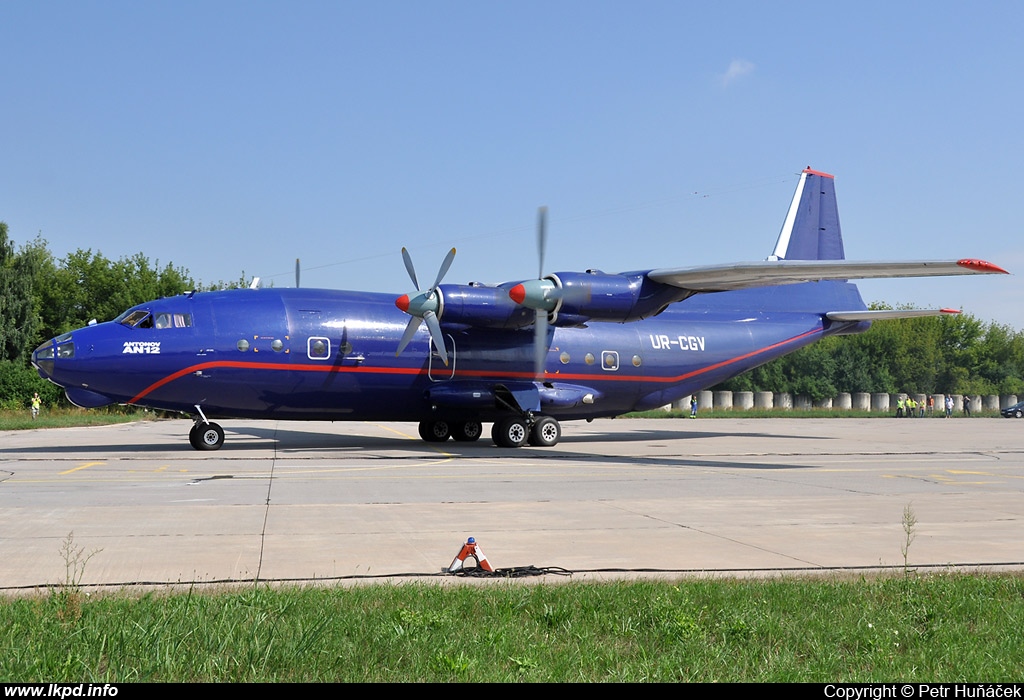 Meridian Aviation – Antonov AN-12B UR-CGV