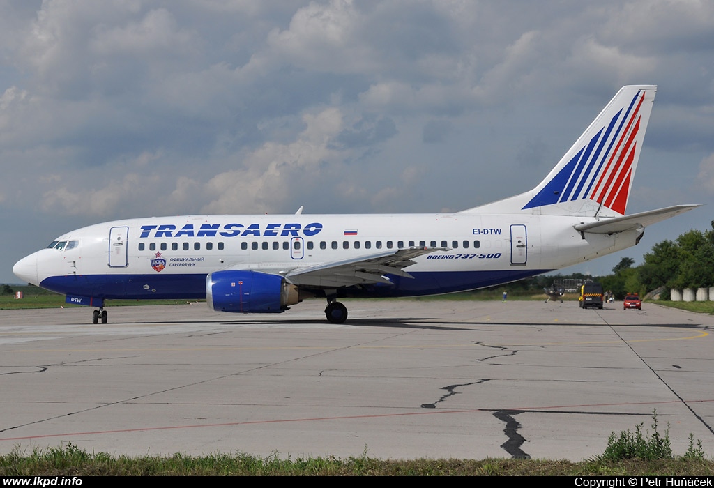 Transaero Airlines – Boeing B737-5Y0 EI-DTW