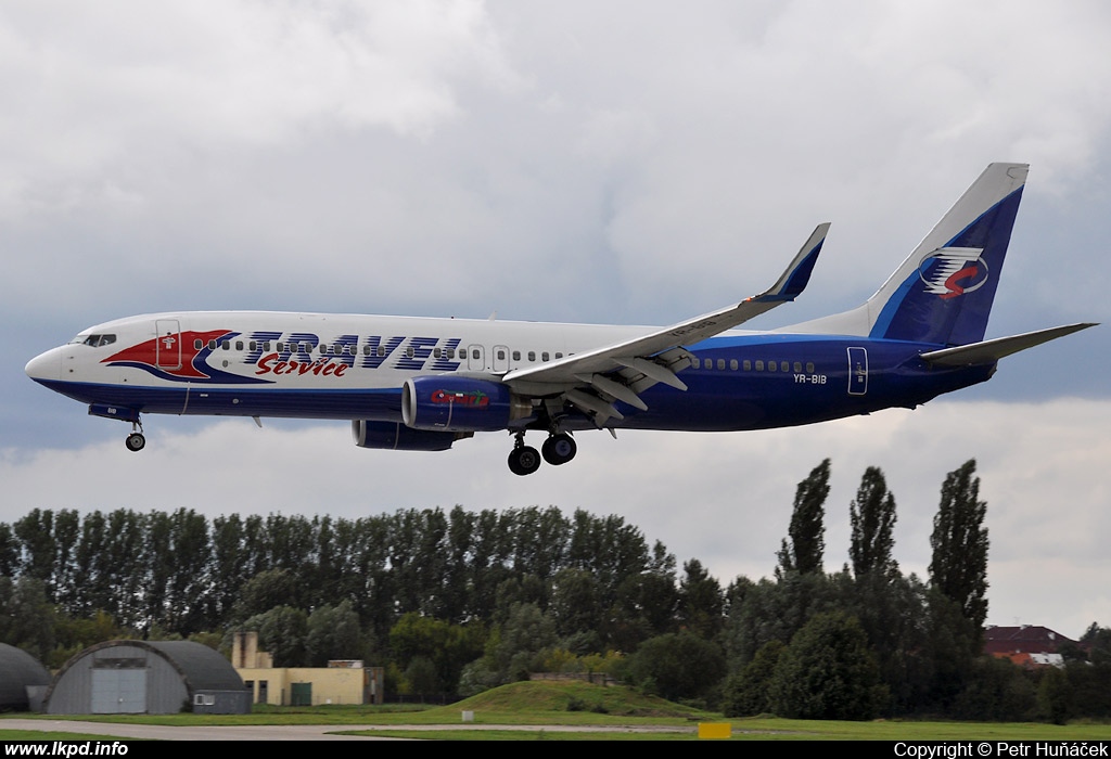 Blue Air – Boeing B737-8AS YR-BIB