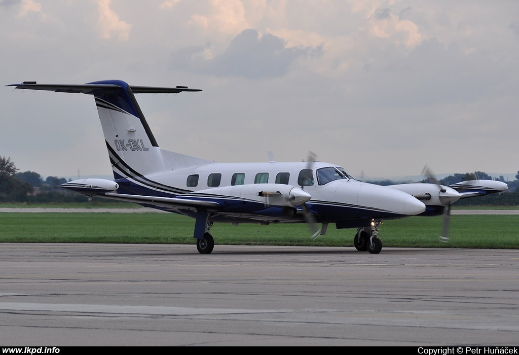 Aero-Taxi OKR – Piper PA-42-680 Cheyene III OK-OKL