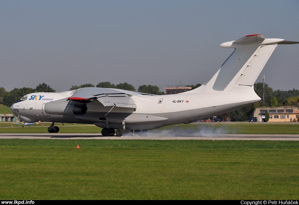 Sky Georgia – Iljuin IL-76TD 4L-SKY