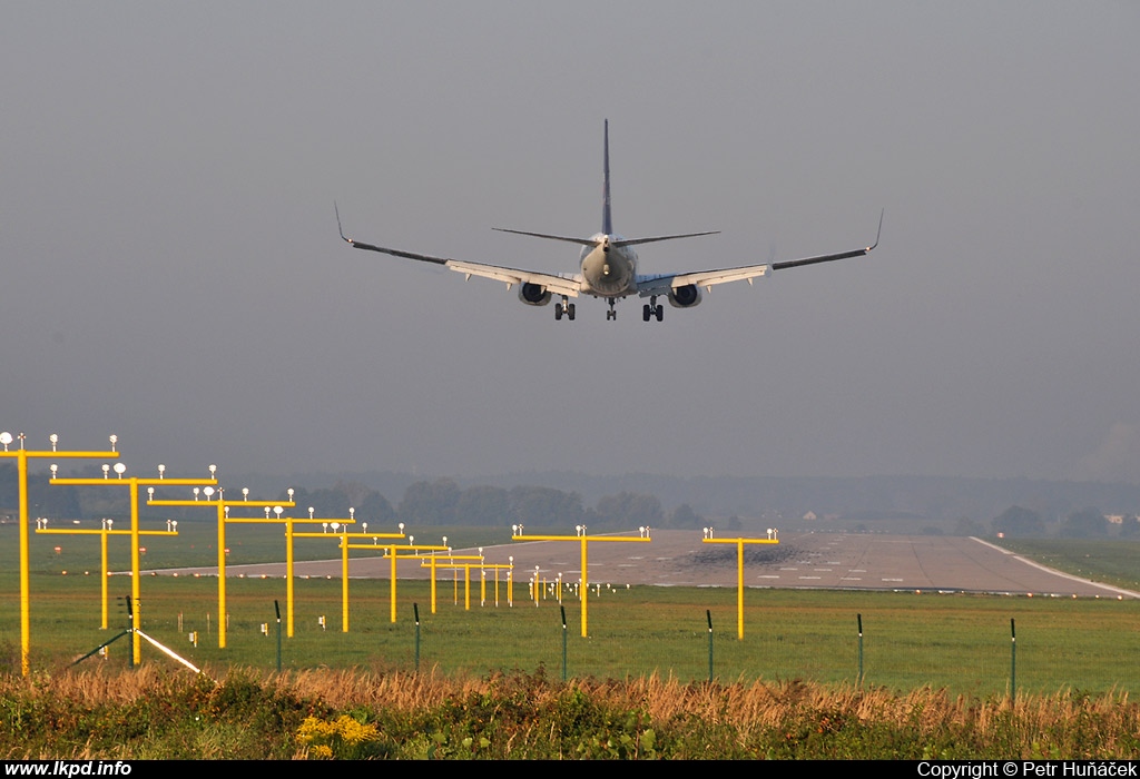 Travel Service – Boeing B737-8FN OK-TVL