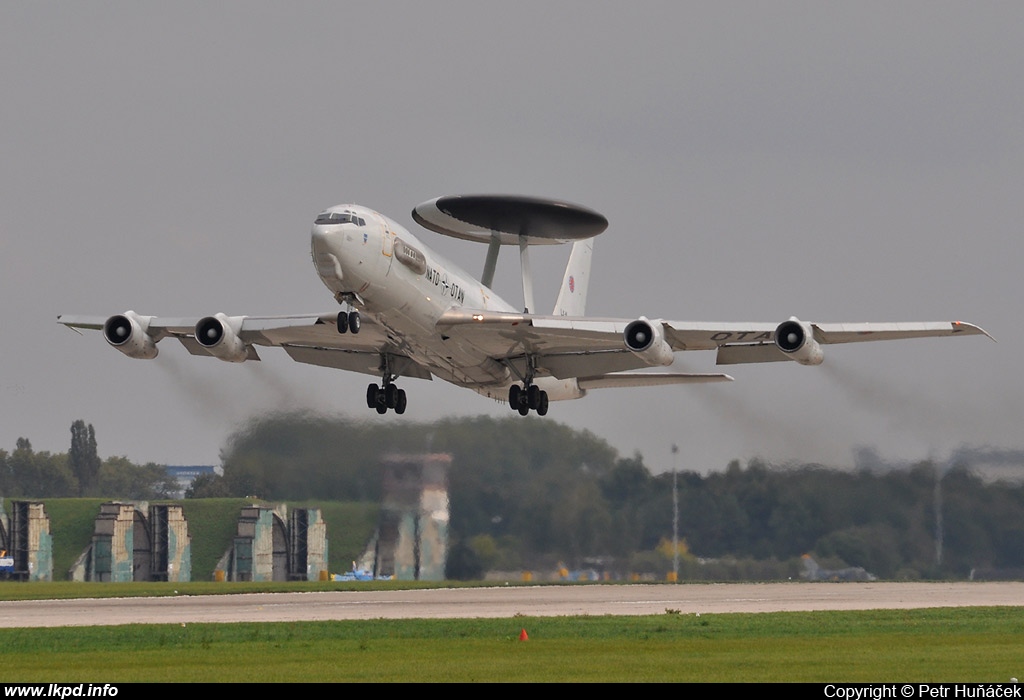 NATO – Boeing E-3A AWACS LX-N90456