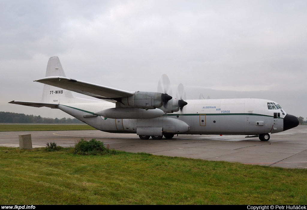 Algeria Air Force – Lockheed C-130H-30 Hercules 7T-WHB