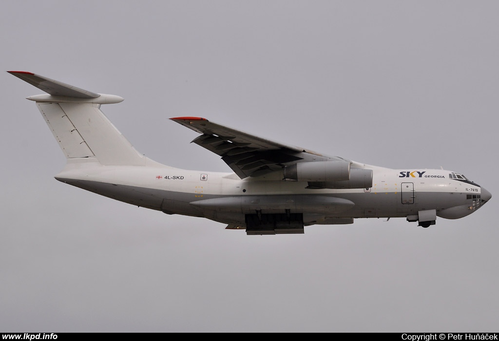 Sky Georgia – Iljuin IL-76TD 4L-SKD