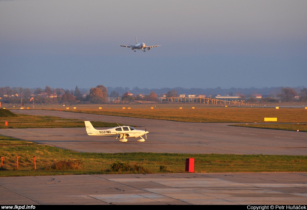 Solinair – Airbus A300B4-203(F) S5-ABS