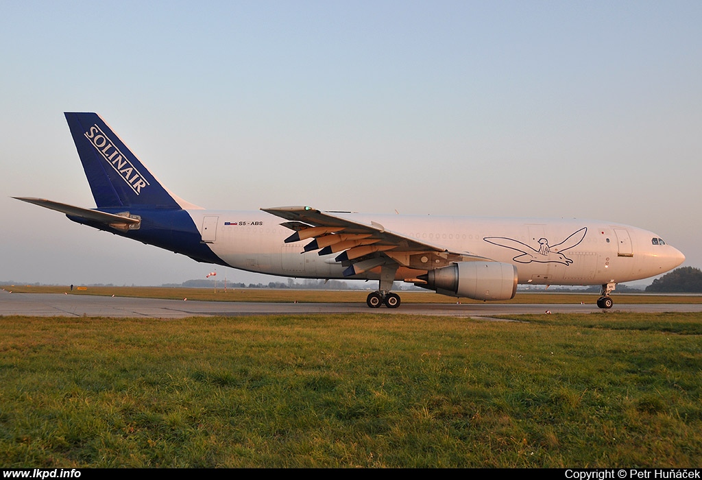 Solinair – Airbus A300B4-203(F) S5-ABS