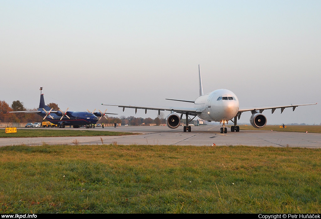 Solinair – Airbus A300B4-203(F) S5-ABS