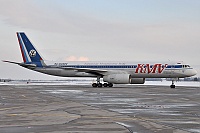 KMV Avia – Tupolev TU-204-100 RA-64022