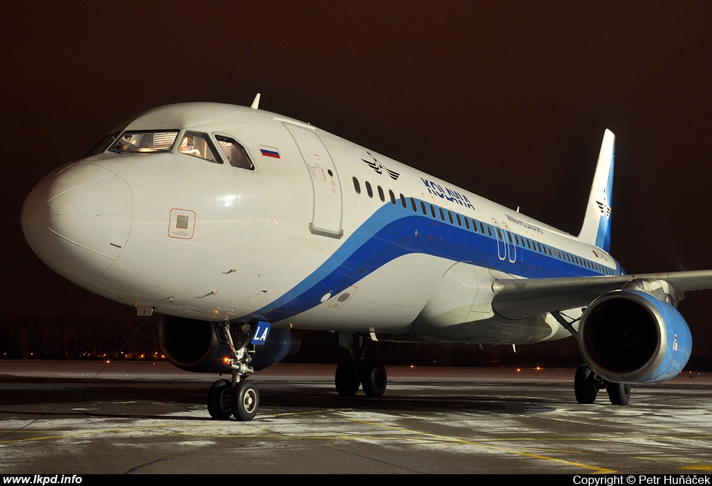 Kolavia – Airbus A320-232 TC-KLA