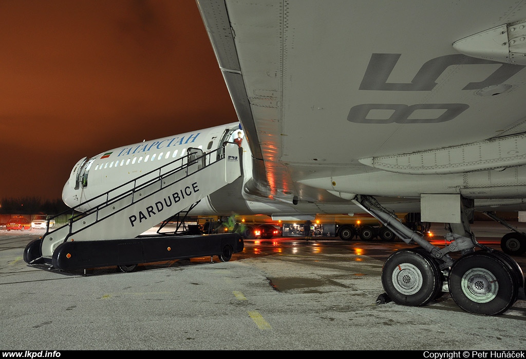 Tatarstan Airlines – Tupolev TU-154M RA-85799