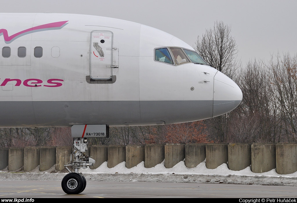 VIM Airlines – Boeing B757-230 RA-73018