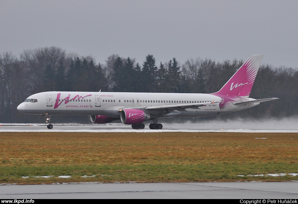 VIM Airlines – Boeing B757-230 RA-73017