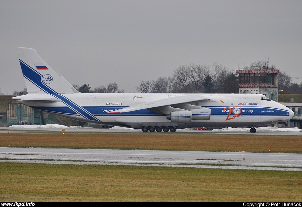 Volga-Dnepr Airlines – Antonov AN-124-100 RA-82081