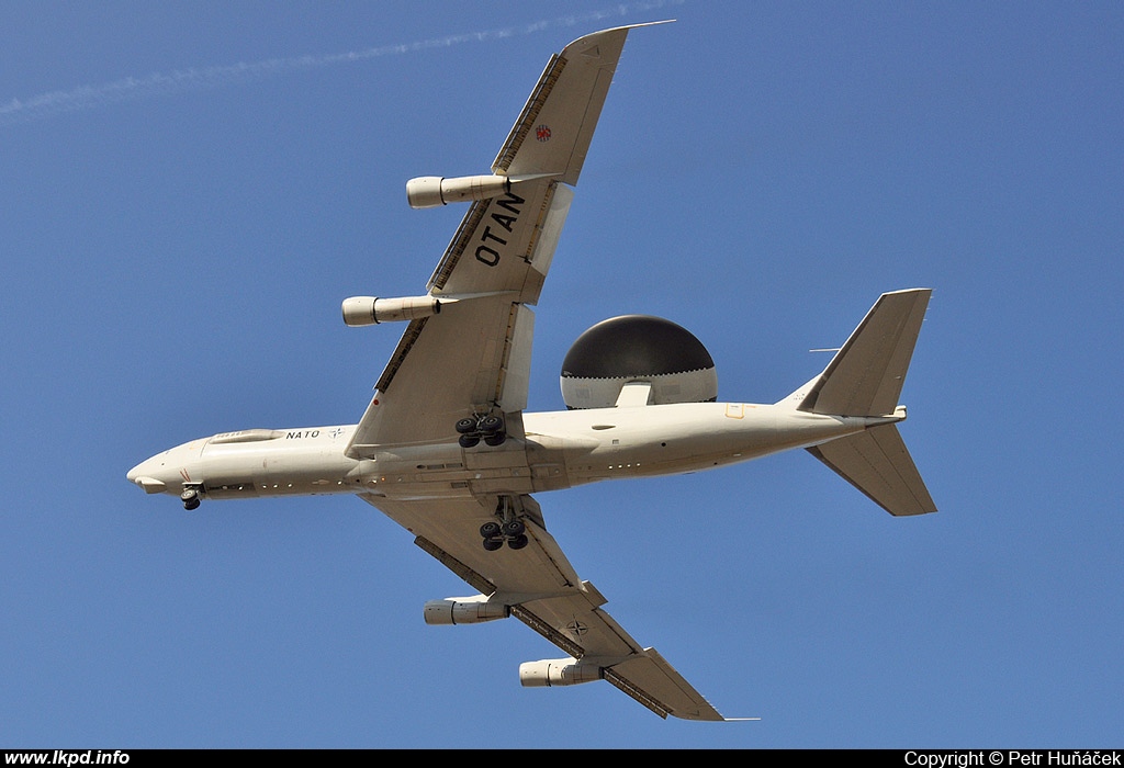 NATO – Boeing E-3A AWACS LX-N90442