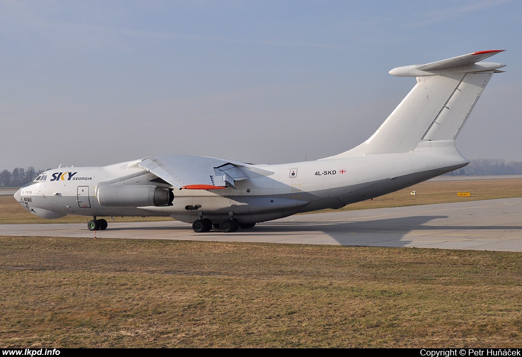 Sky Georgia – Iljuin IL-76TD 4L-SKD