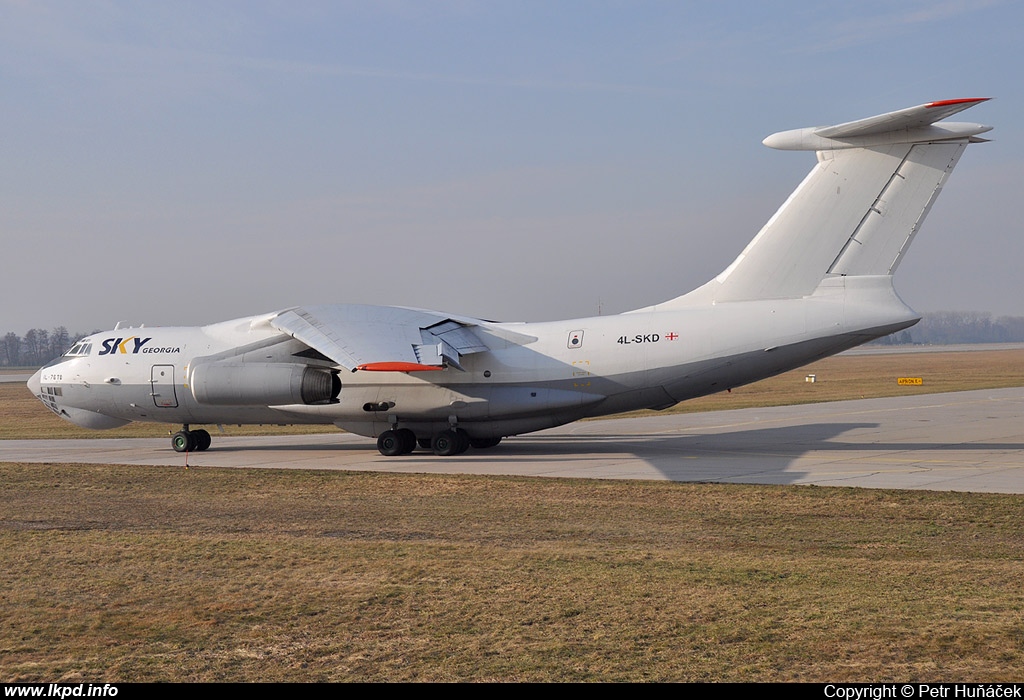 Sky Georgia – Iljuin IL-76TD 4L-SKD