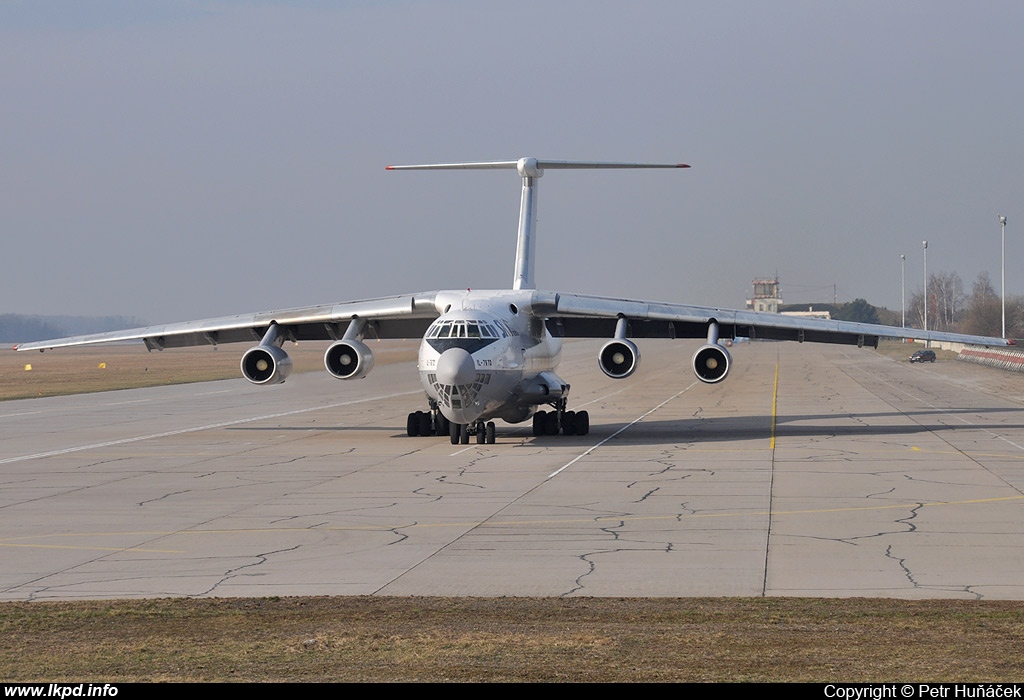 Sky Georgia – Iljuin IL-76TD 4L-SKD