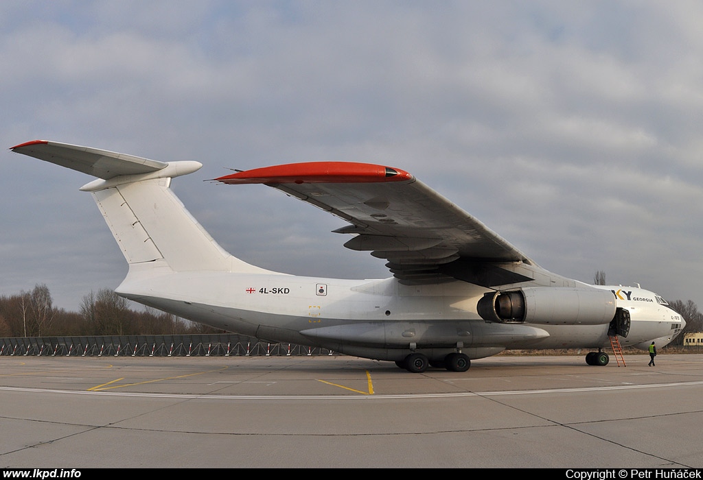 Sky Georgia – Iljuin IL-76TD 4L-SKD