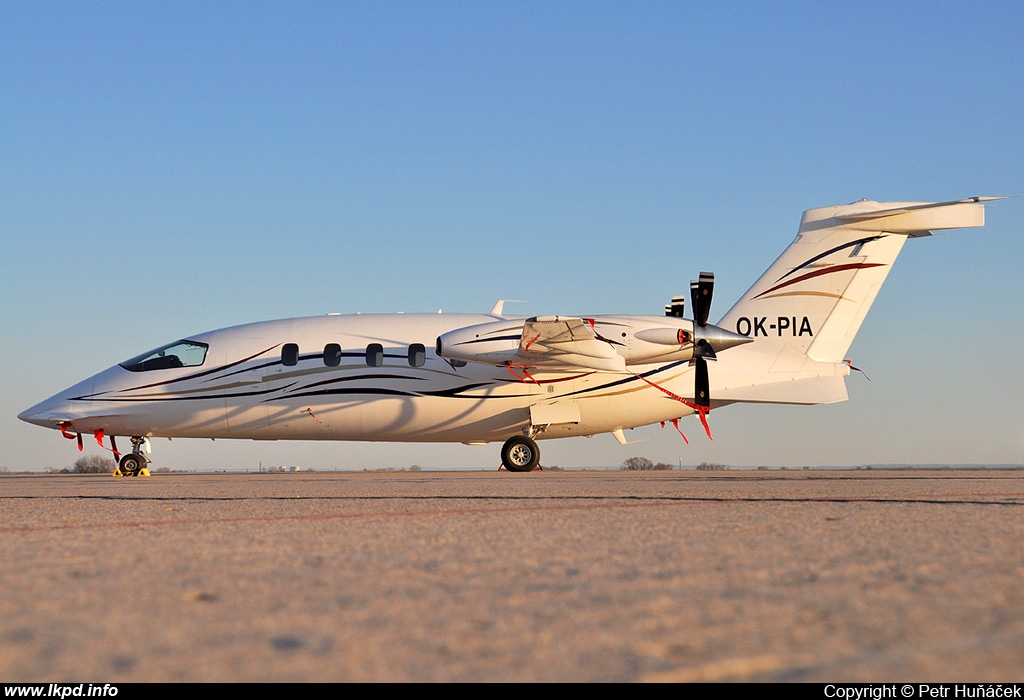 Icarus Aviation – Piaggio P-180 Avanti II OK-PIA