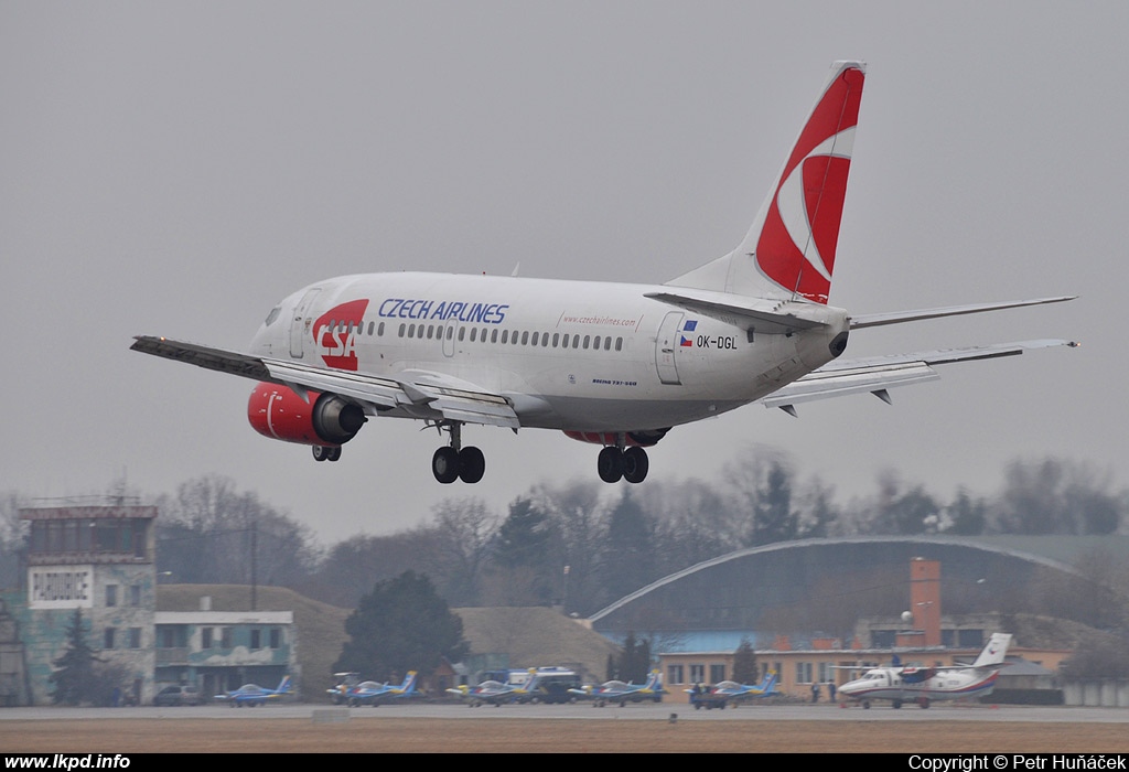 SA Czech Airlines – Boeing B737-55S OK-DGL