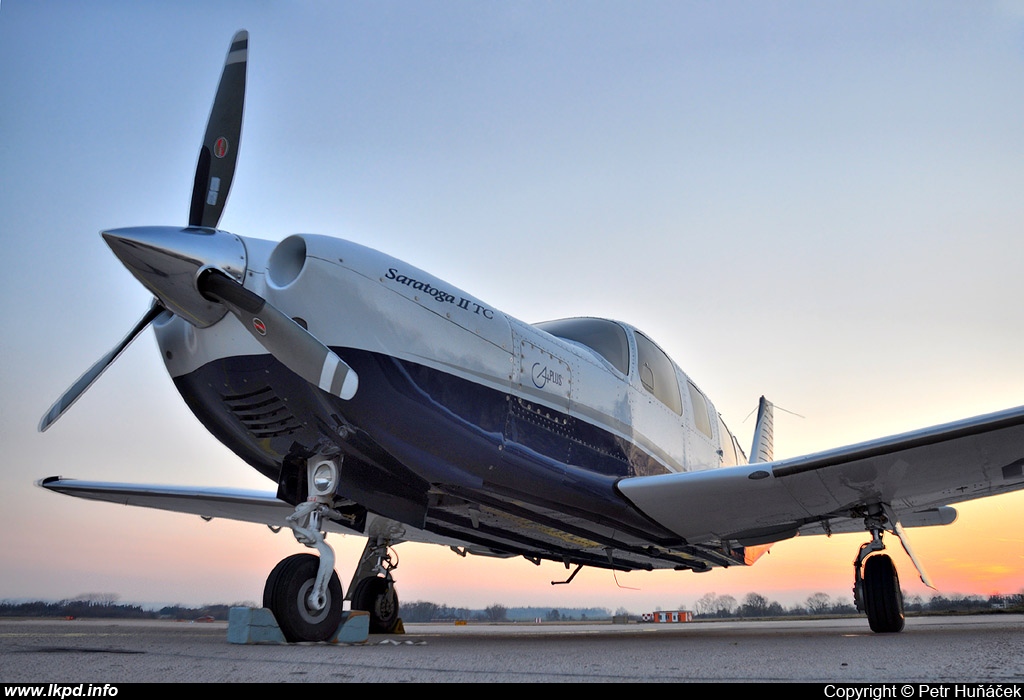 Sky Team Brno – Piper PA-32R-301T Saratoga II TC OK-UAU