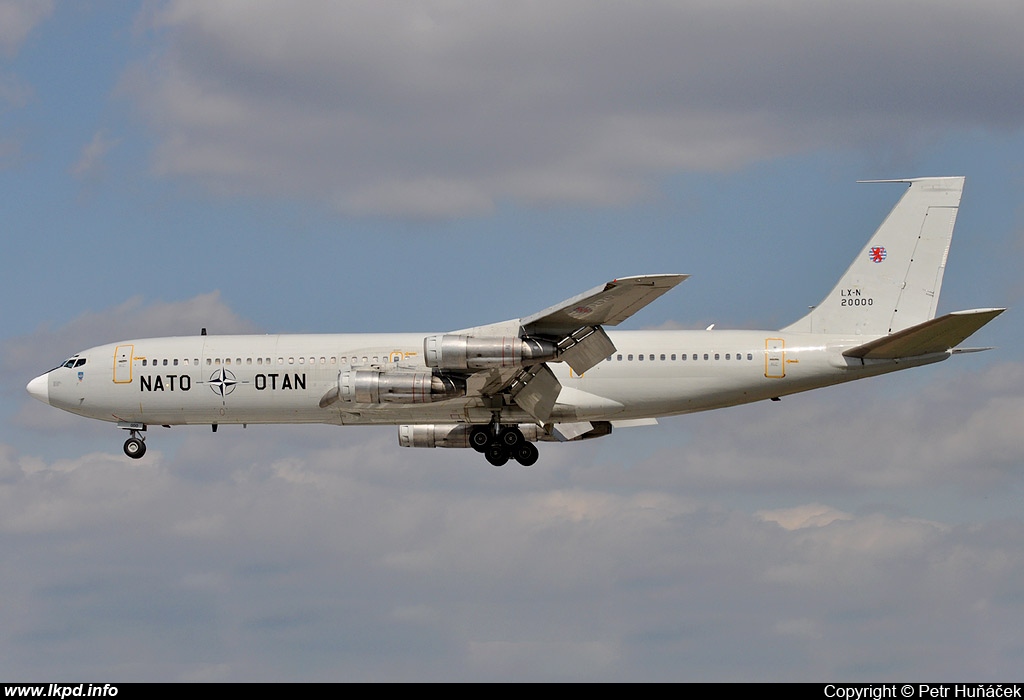 NATO – Boeing B707-307C(TCA)  LX-N20000