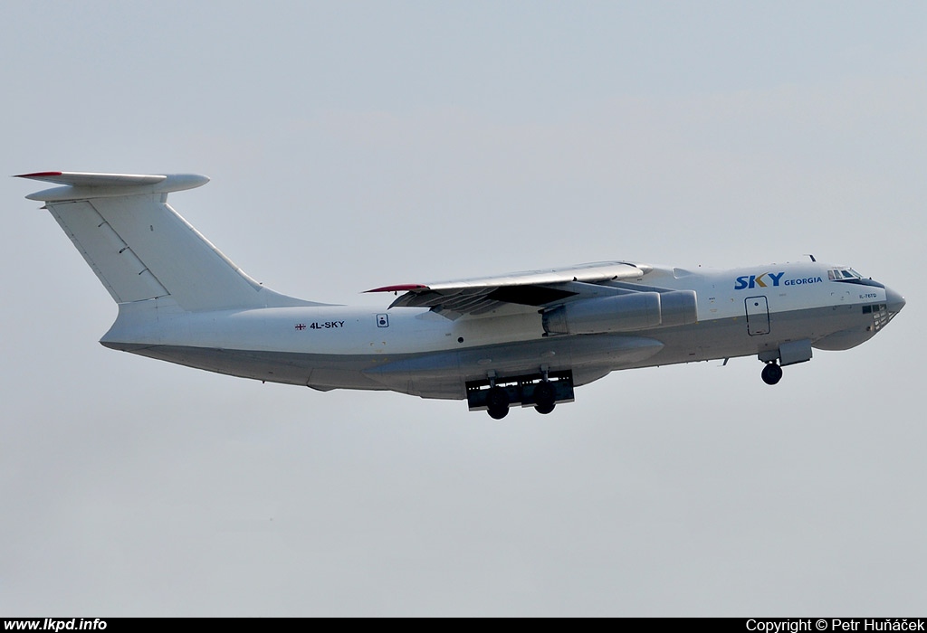 Sky Georgia – Iljuin IL-76TD 4L-SKY