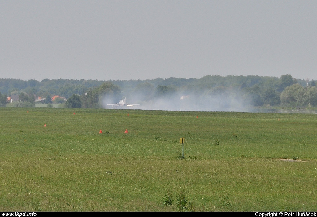 Polskie Orly – PZL - Mielec Lim-2 (MiG-15UTI)  SP-YNZ