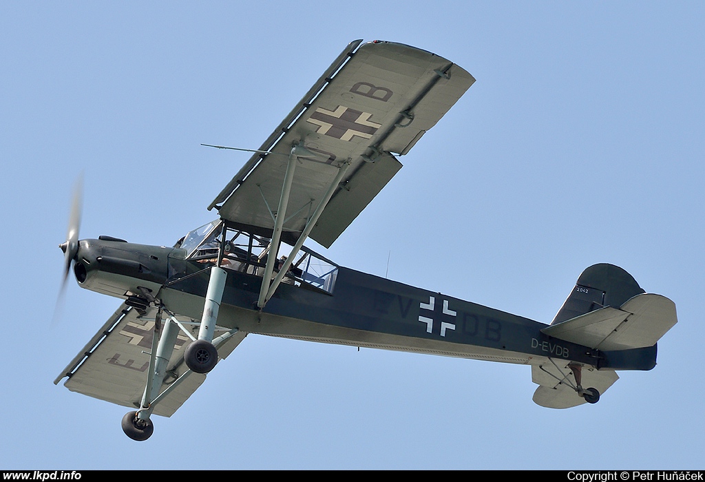 Private/Soukrom – Fieseler FI-156C-7 Storch D-EVDB