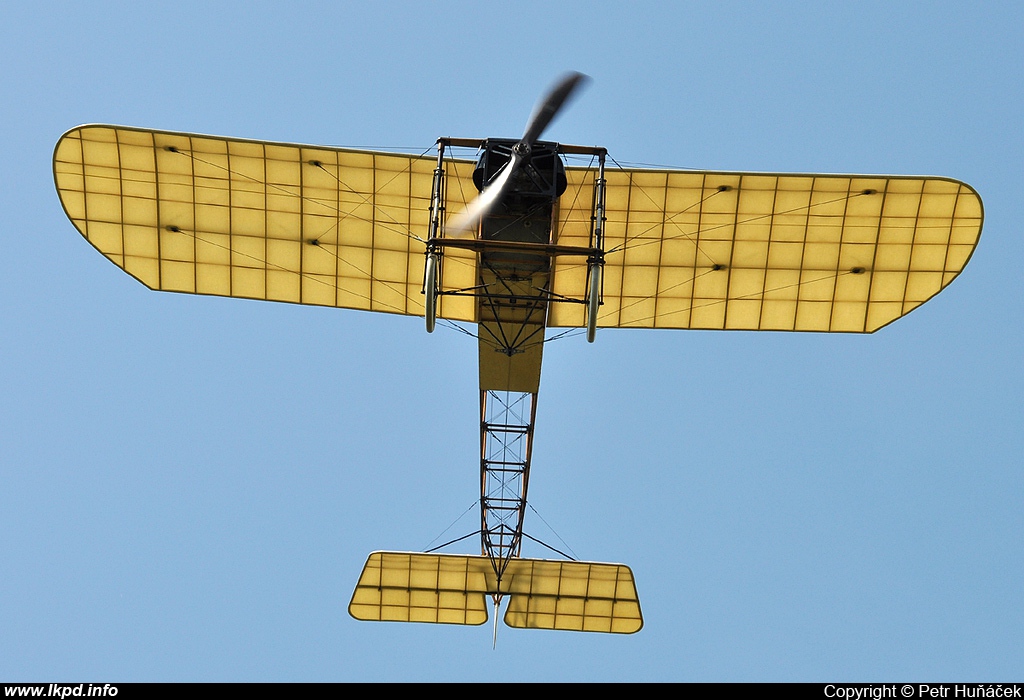 Private/Soukrom – Replica Bleriot XI SE-AMZ