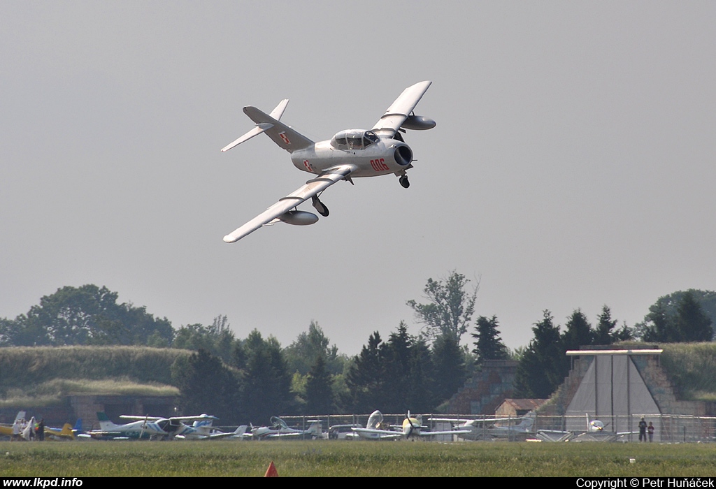 Polskie Orly – PZL - Mielec Lim-2 (MiG-15UTI)  SP-YNZ