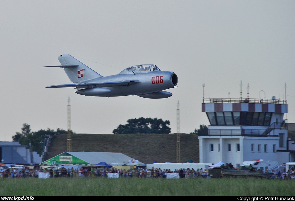 Polskie Orly – PZL - Mielec Lim-2 (MiG-15UTI)  SP-YNZ