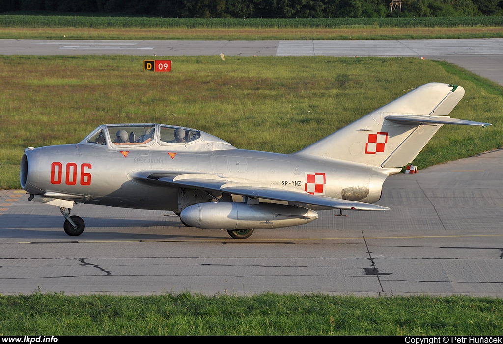 Polskie Orly – PZL - Mielec Lim-2 (MiG-15UTI)  SP-YNZ