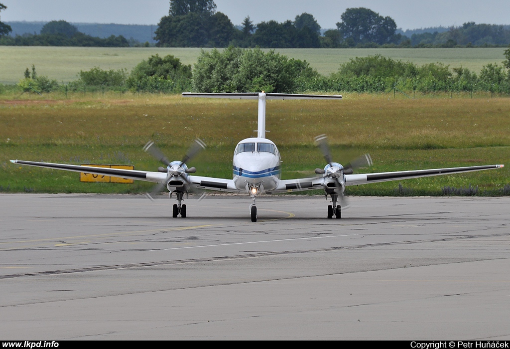 Private/Soukrom – Beech Super King Air 300LW OK-GTJ