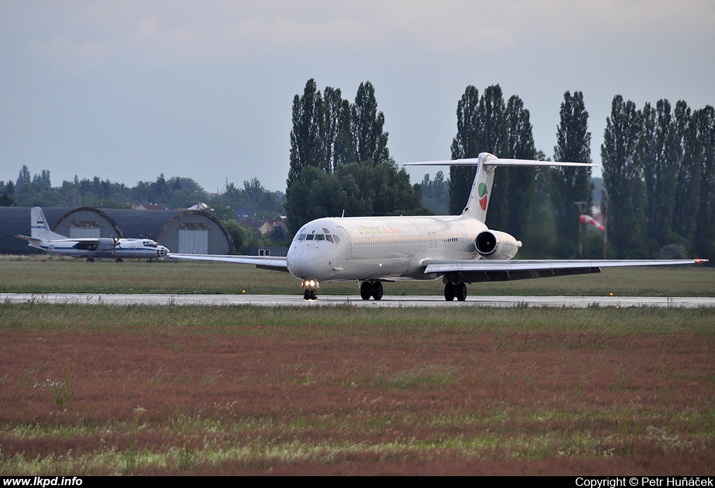 Bulgarian Air Charter – McDonnell Douglas MD-82 LZ-LDF