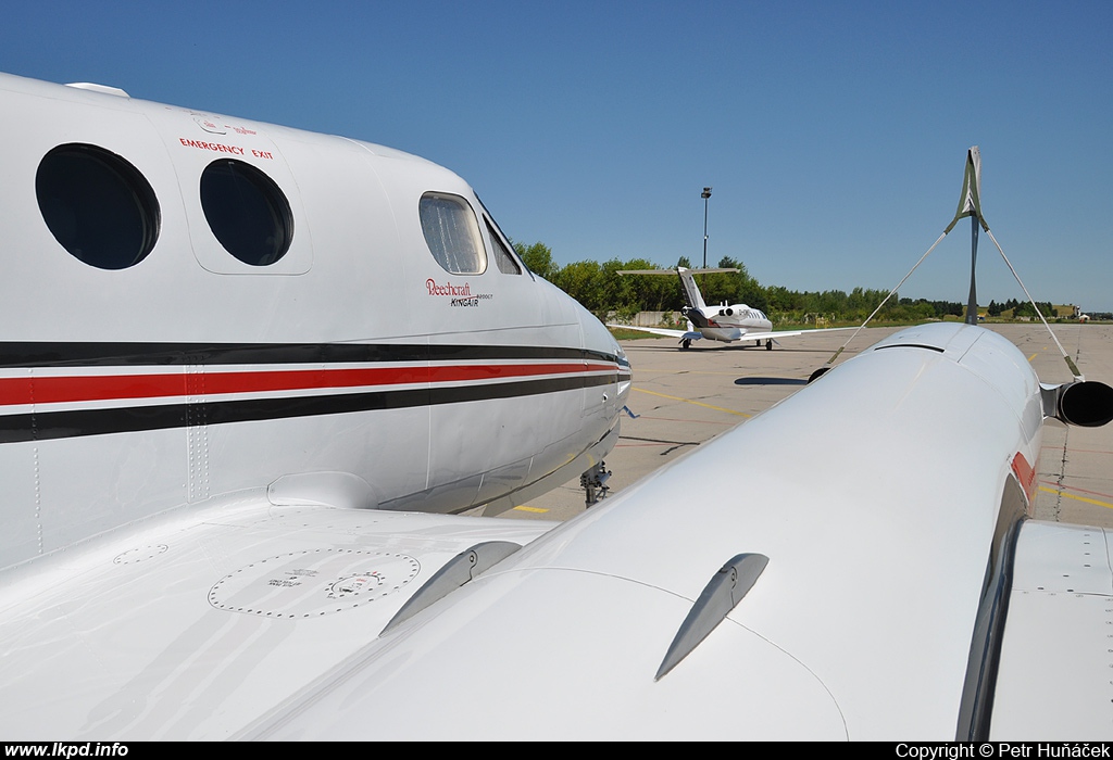 Brose Flugservice – Beech 200GT/WL D-IBTA