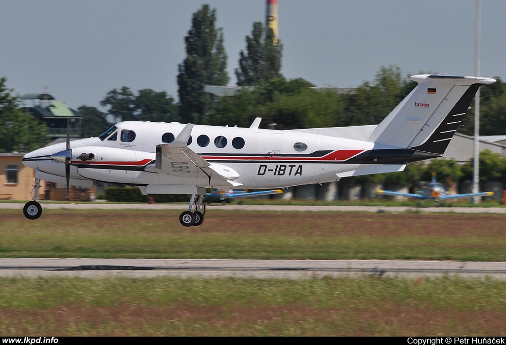 Brose Flugservice – Beech 200GT/WL D-IBTA