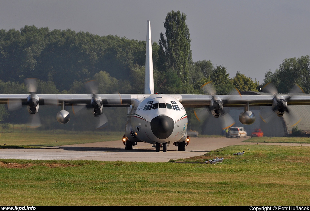 Kuwait Air Force – Lockheed L-100-30 Hercules KAF323