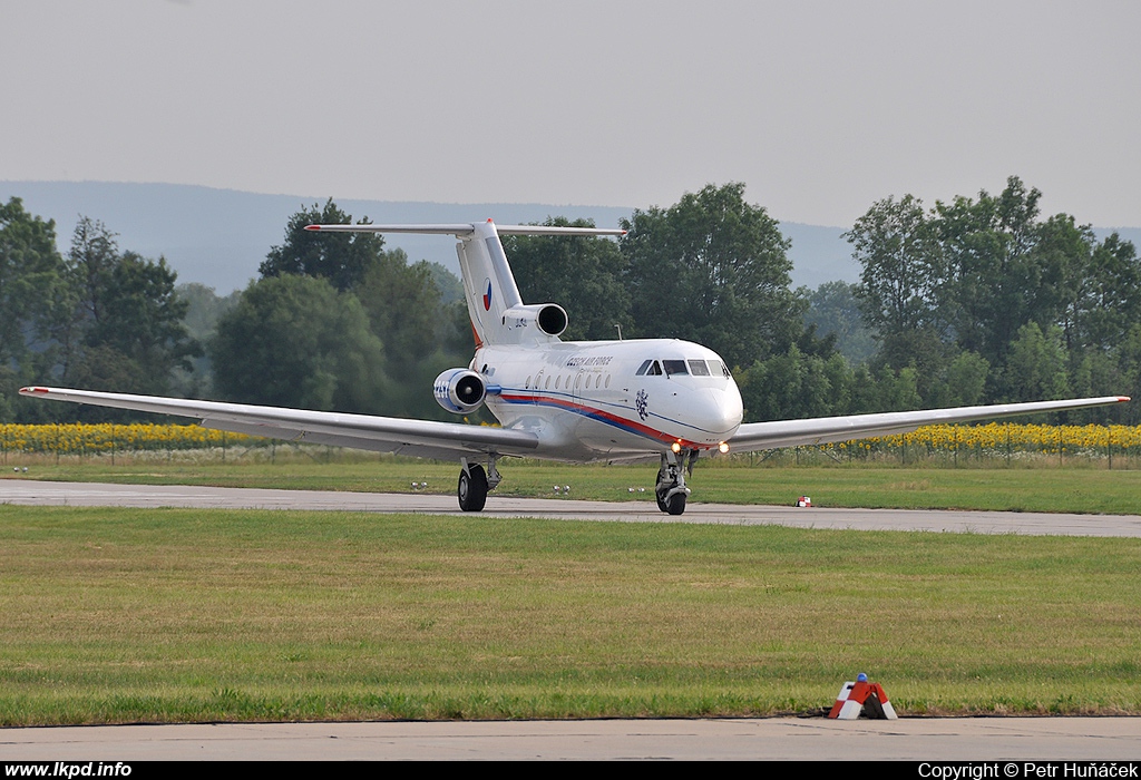 Czech Air Force – Yakovlev YAK-40 1257