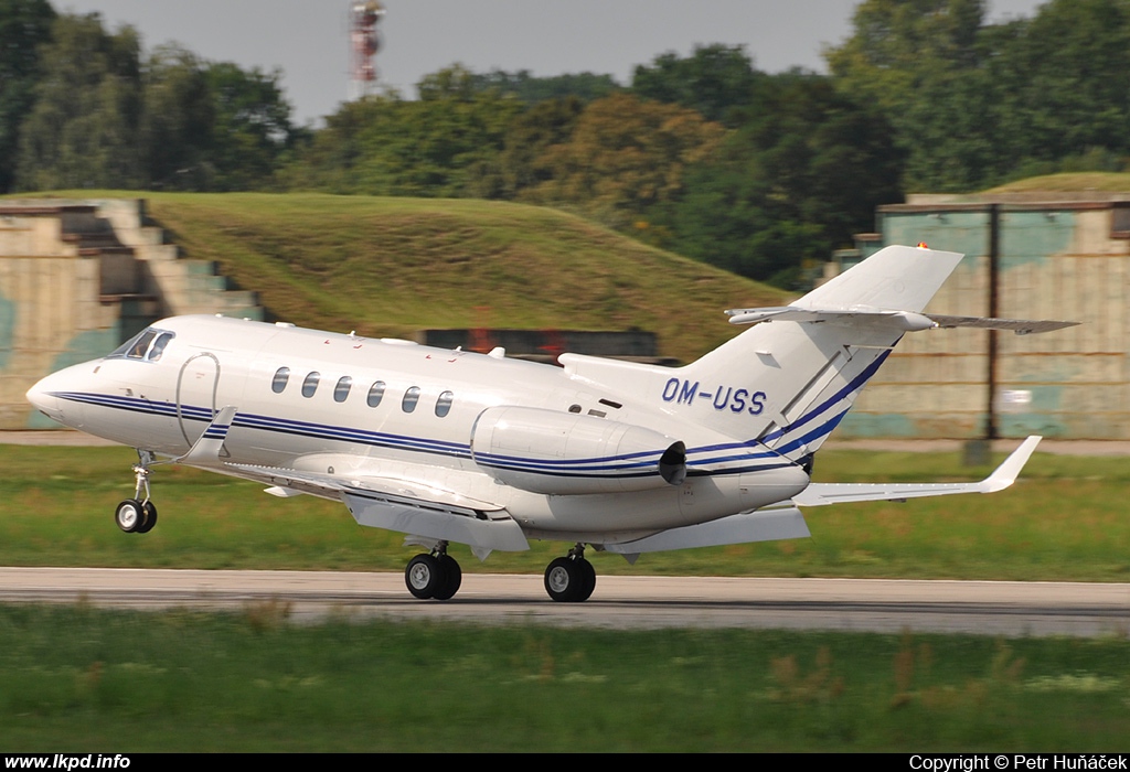 U.S. Steel – Hawker 900XP OM-USS