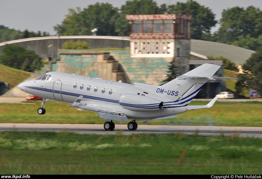 U.S. Steel – Hawker 900XP OM-USS