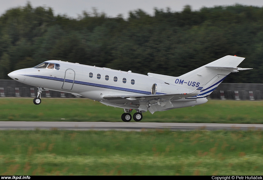 U.S. Steel – Hawker 900XP OM-USS