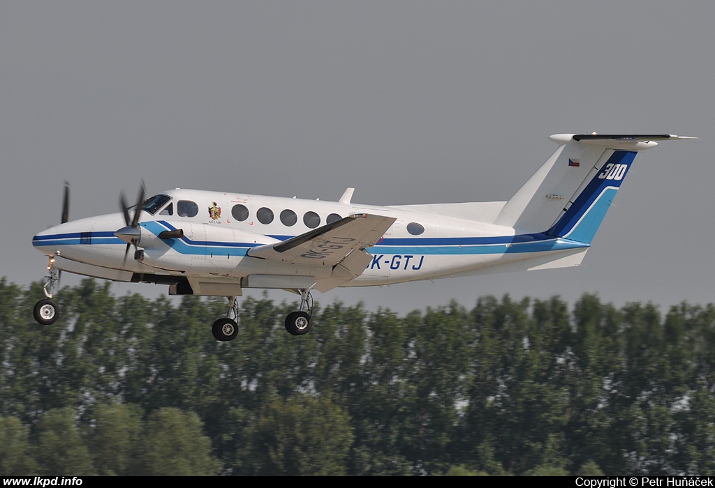 Private/Soukrom – Beech Super King Air 300LW OK-GTJ