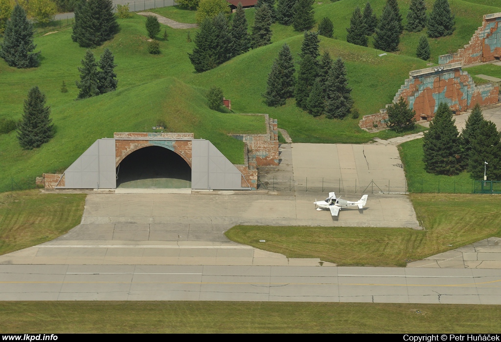 AM Aviation LLC – Cirrus SR22 G2 N581MD