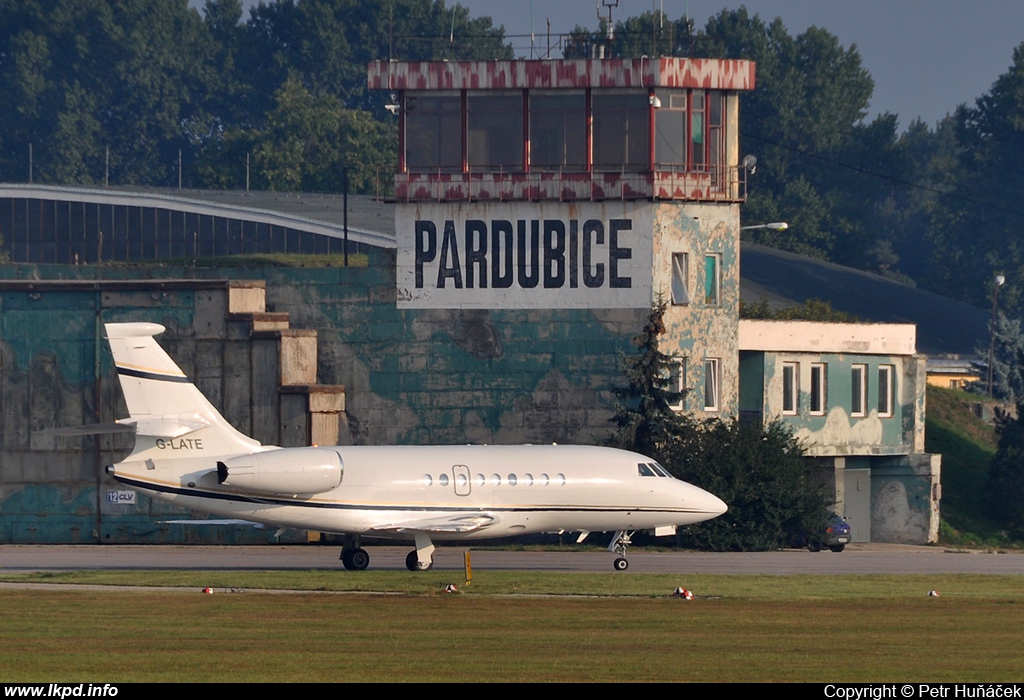 Hangar 8 – Dassault Aviation Falcon 2000EX G-LATE