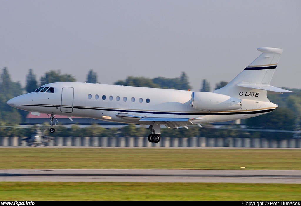 Hangar 8 – Dassault Aviation Falcon 2000EX G-LATE