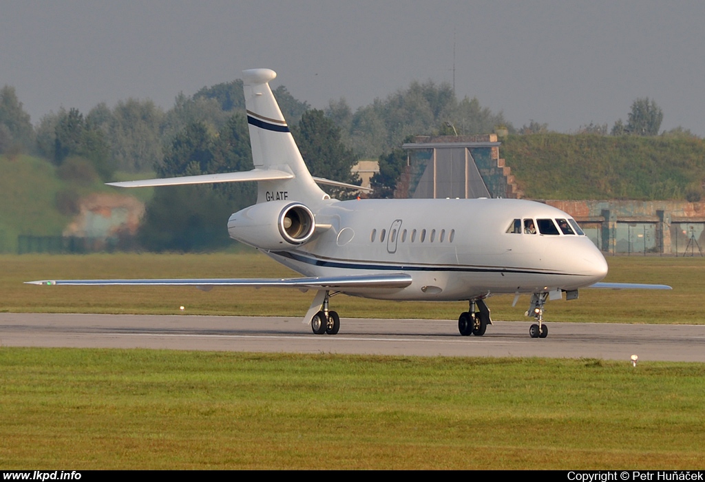 Hangar 8 – Dassault Aviation Falcon 2000EX G-LATE